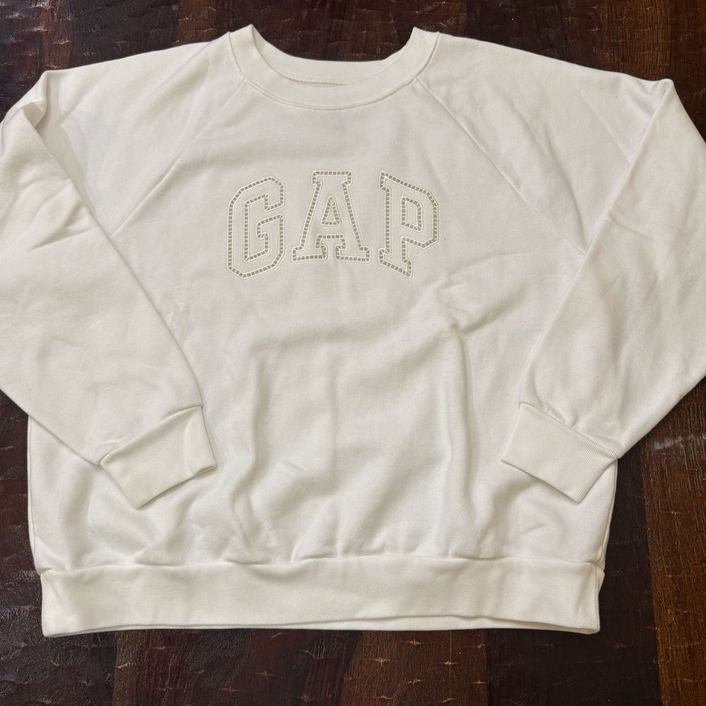 GAP White on White Sweatshirt